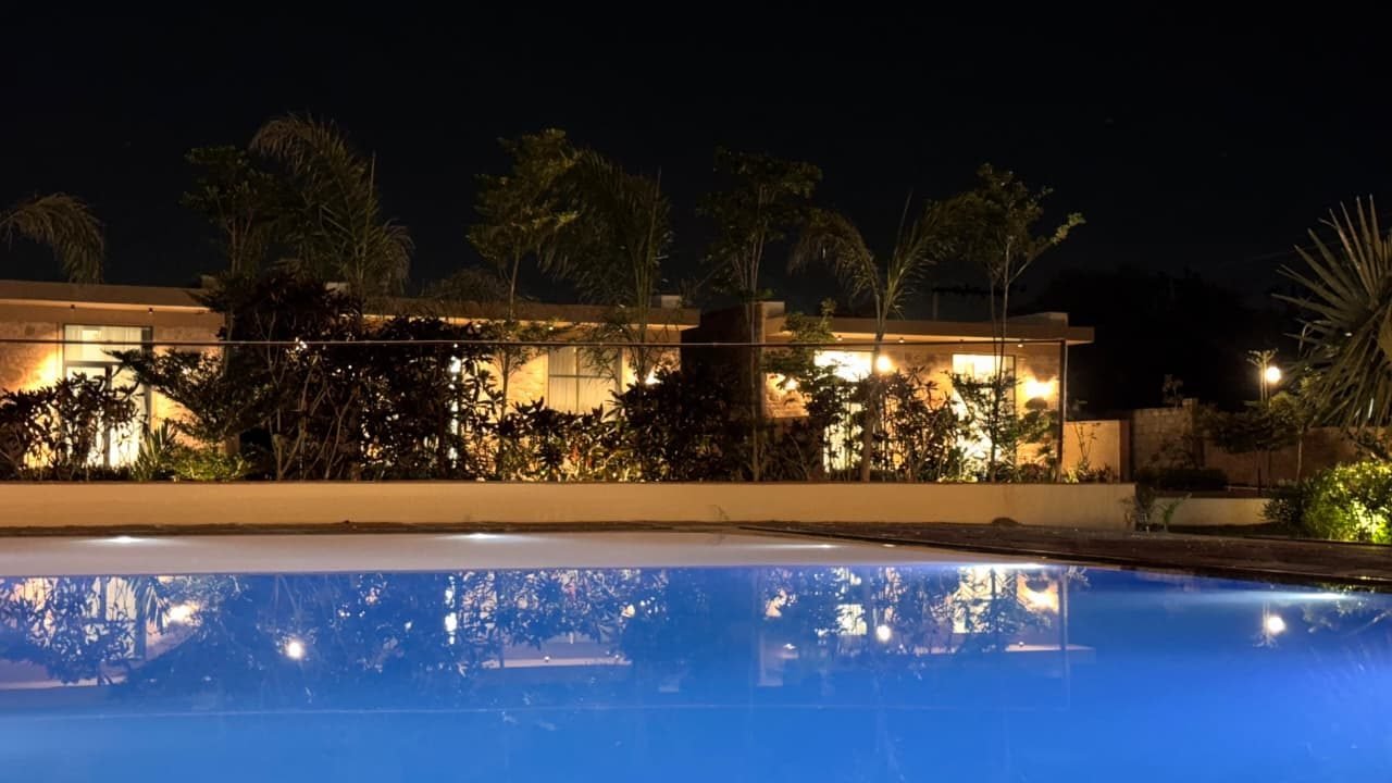 Starlit Pools, Slow Evenings